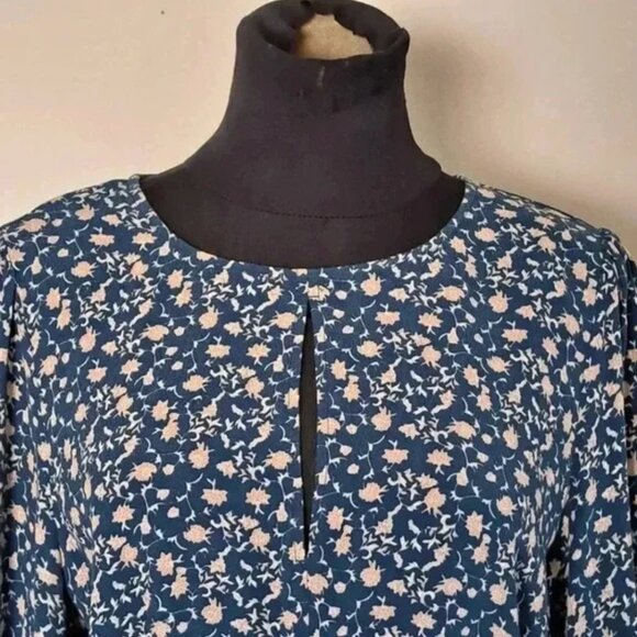 Banana Republic Floral Long Sleeve Elastic Waist Peplum Top Blue Blouse M - Picture 7 of 12